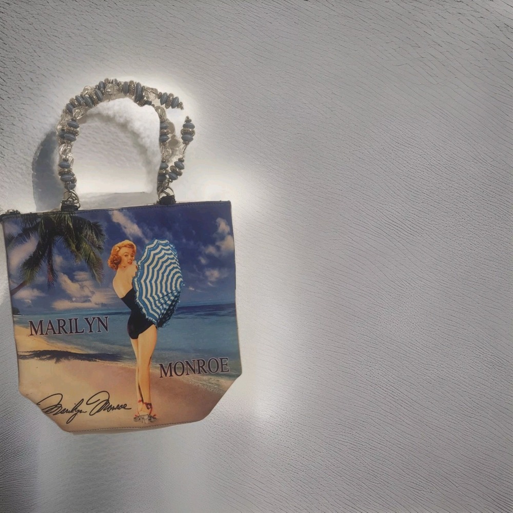 Marilyn Monroe Beach Umbrella Handbag‎ With Blue Silver Beaded Handles Purse